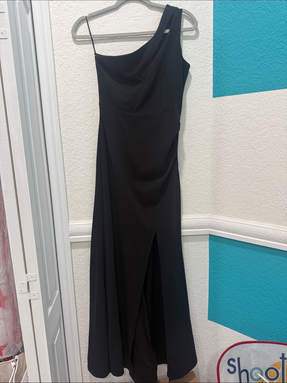 Elegant One-Shoulder Black Maxi Dress with Front Slit